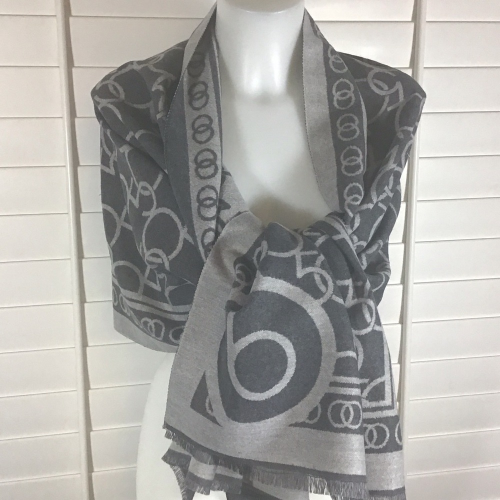 Bloomingdale’s wrap shawl